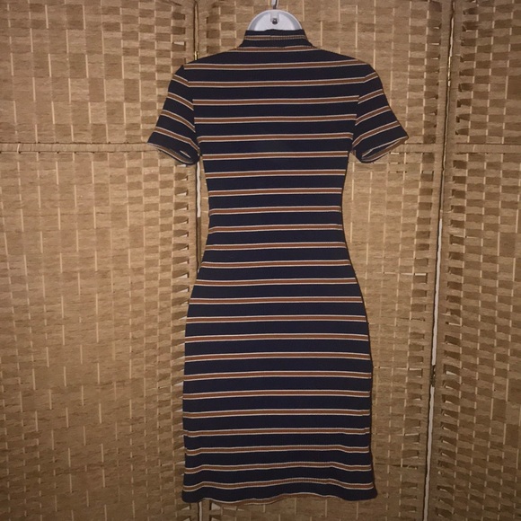 Forever 21 striped ribbed dress sz medium Like new - Picture 4 of 10